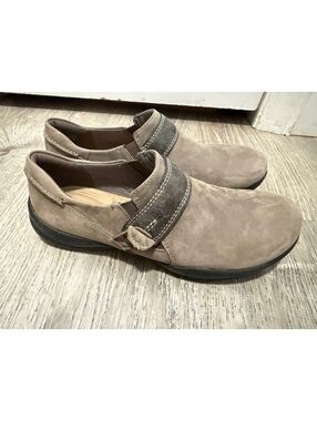 Women’s Clark’s Shoes